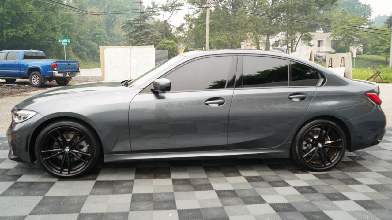 Used 2020 BMW 330i xDrive Sedan w/ M Sport Package AWD/4WD image 17