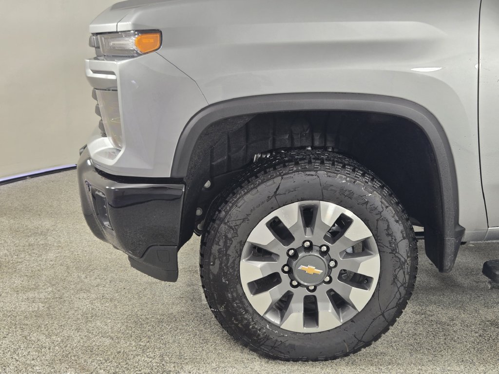 New 2026 Chevrolet Silverado 2500 Custom w/ Custom Value Package AWD/4WD image 9