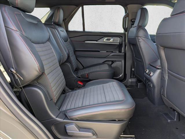 New 2026 Ford Explorer ST-Line w/ ST-Line Street Pack image 19