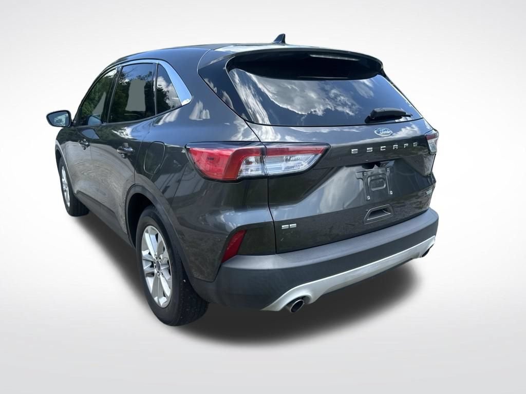 Used 2020 Ford Escape SE FWD image 4