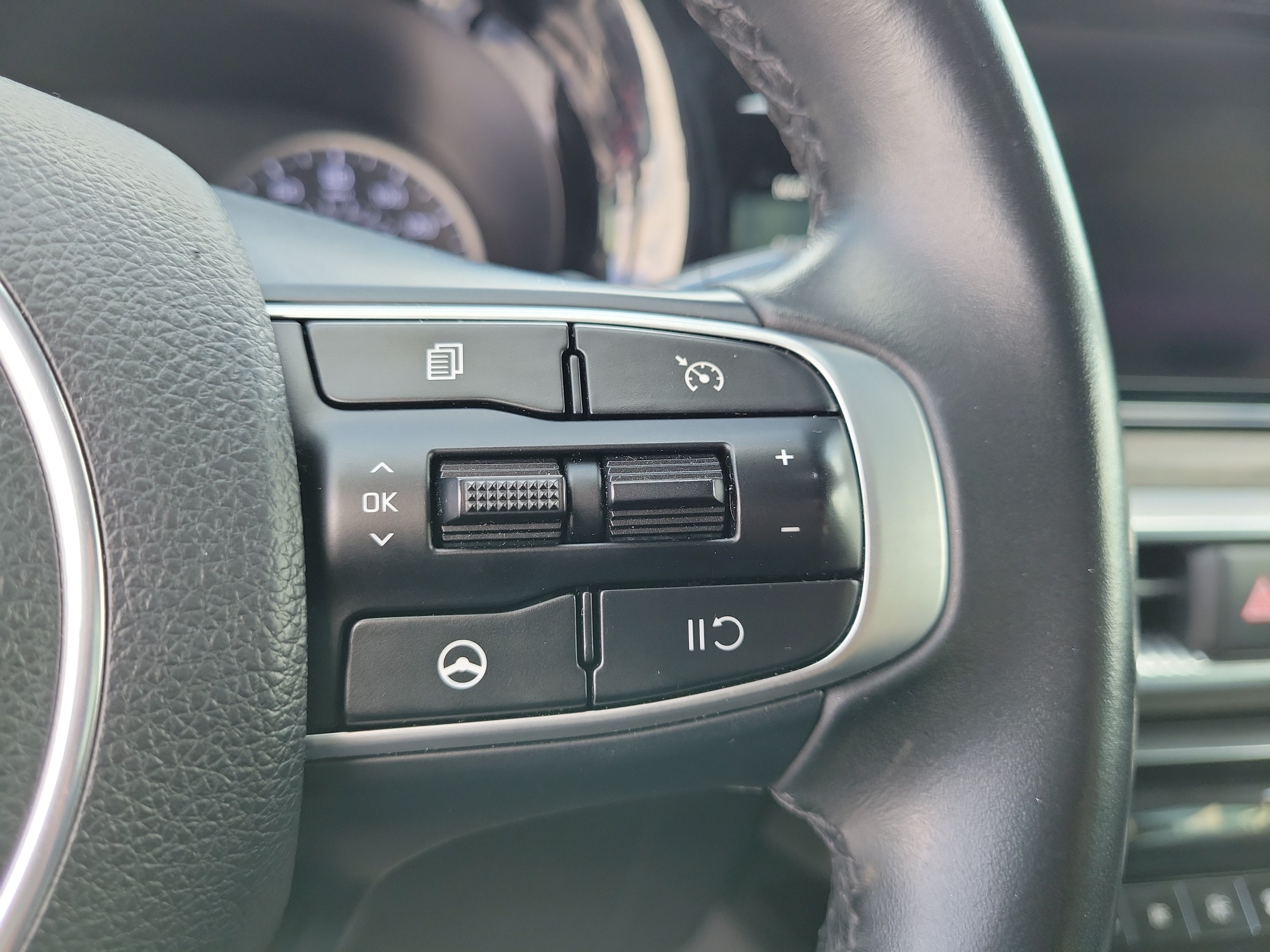 Used 2024 Kia K5 EX FWD image 20