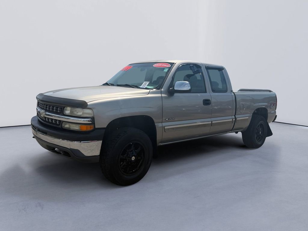 Used 2001 Chevrolet Silverado 1500 LS w/ Firm Ride Suspension Pkg AWD/4WD image 7