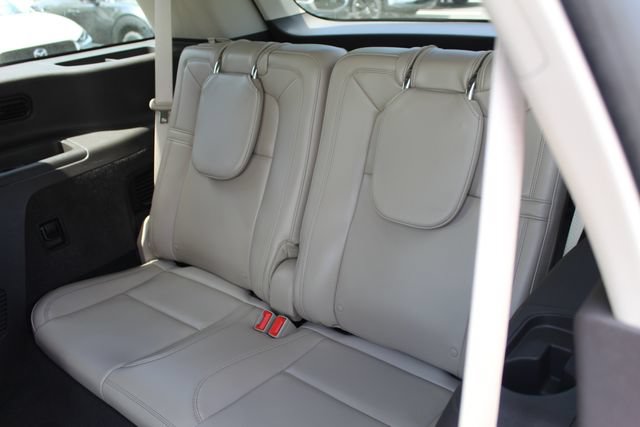 Certified 2024 Lincoln Aviator Reserve w/ Jet Package AWD/4WD image 17