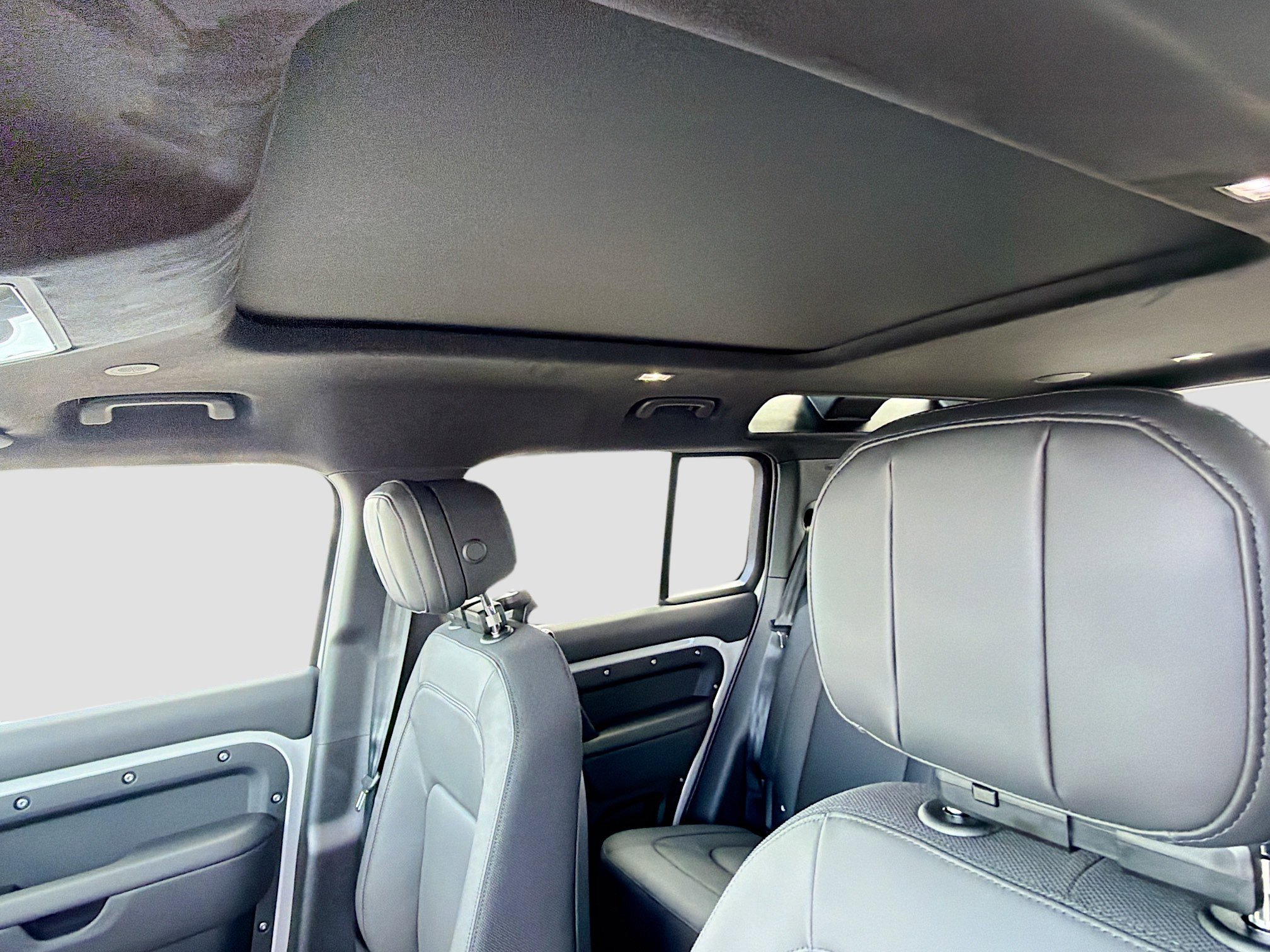 New 2026 Land Rover Defender 110 X image 27