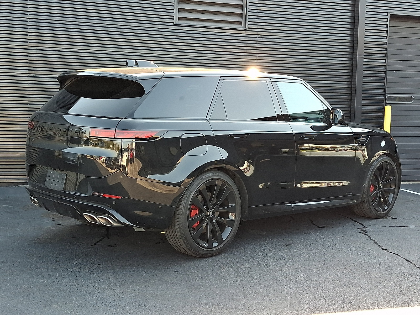 Used 2025 Land Rover Range Rover Sport Autobiography AWD/4WD image 7