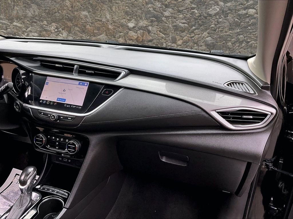 Used 2020 Buick Encore GX Essence w/ Experience Buick Package image 15