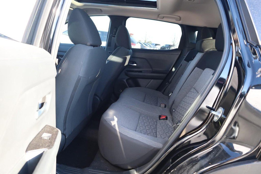 New 2026 Nissan Kicks SV w/ SV Premium Package image 23