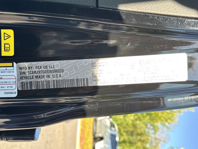Certified 2025 Jeep Wrangler Unlimited Rubicon AWD/4WD image 37