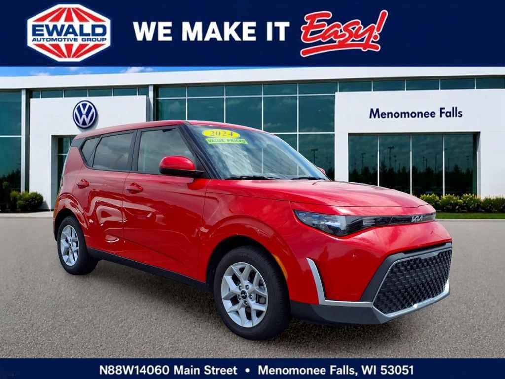 Used 2024 Kia Soul LX w/ Option Group 015
