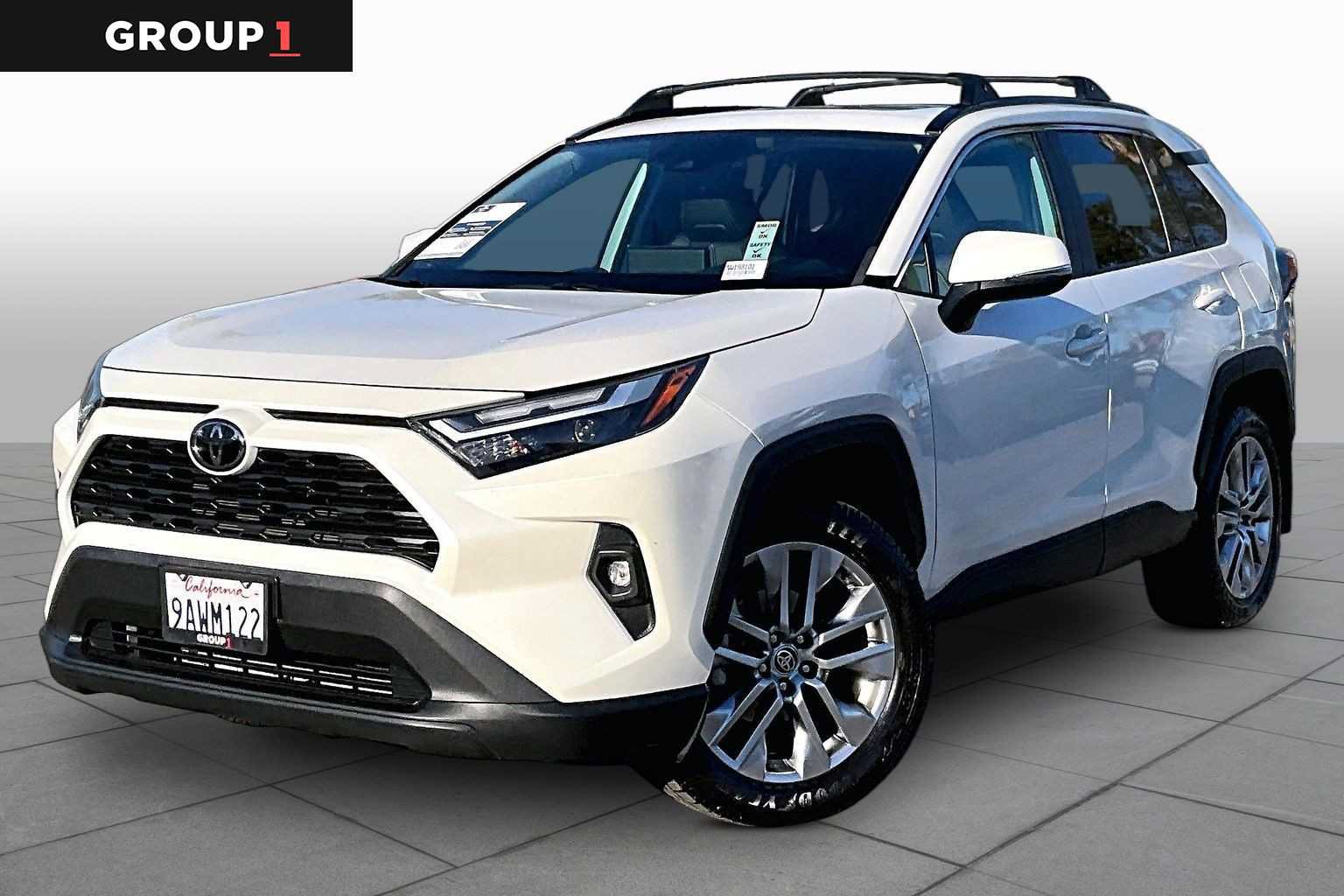Used 2022 Toyota RAV4 XLE Premium FWD image 1