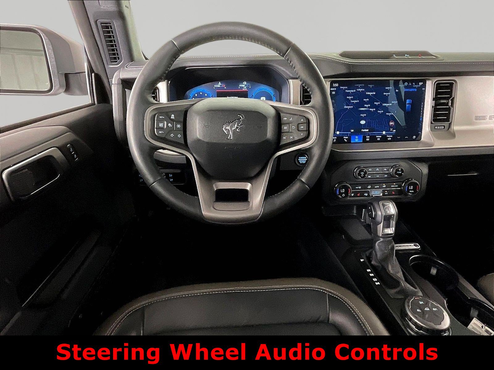 Used 2025 Ford Bronco Outer Banks AWD/4WD image 8