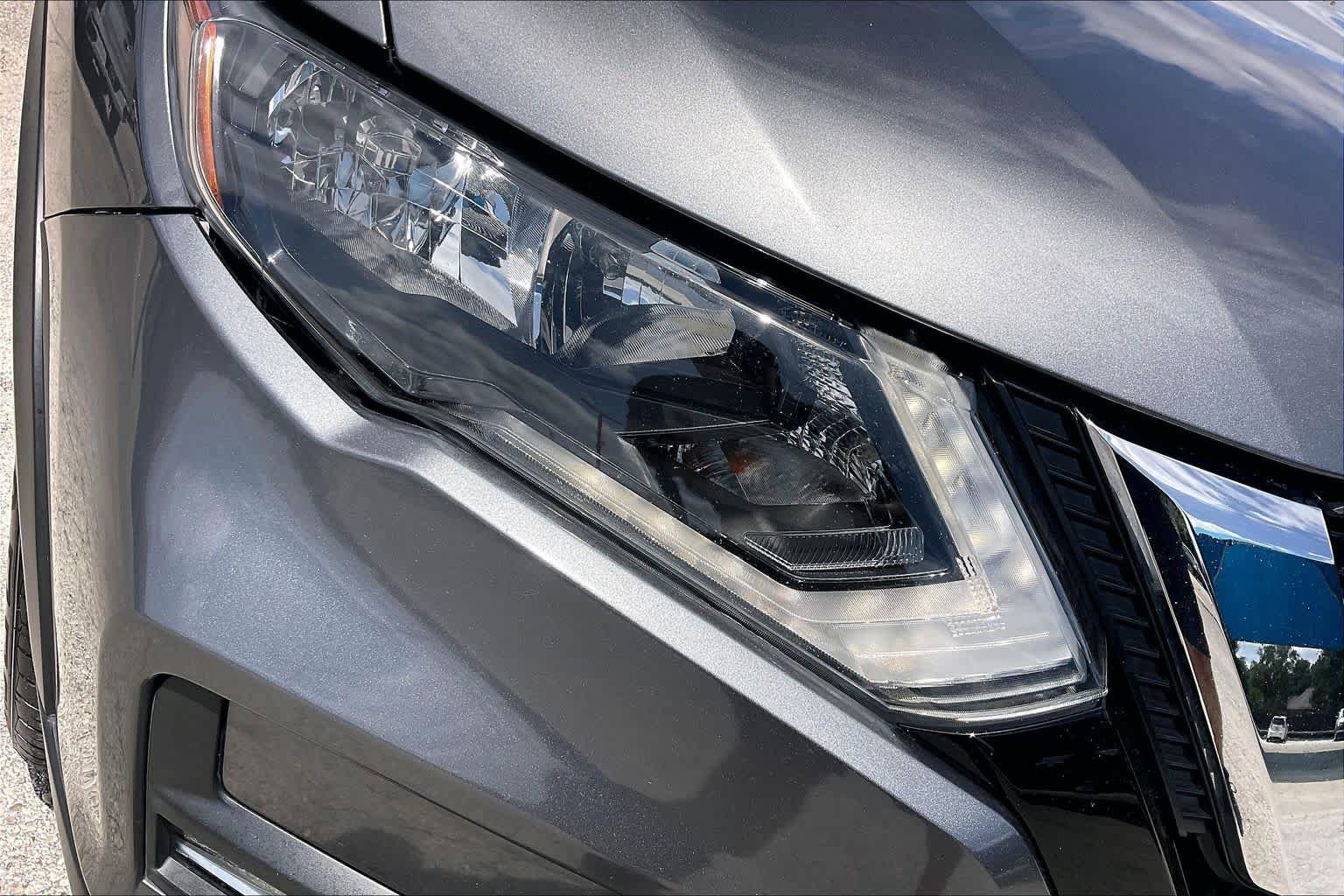 Used 2020 Nissan Rogue SL FWD image 27