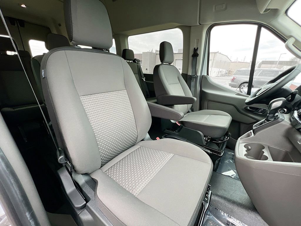New 2026 Ford Transit 350 XLT image 17