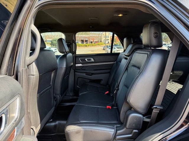 Used 2018 Ford Explorer Limited image 27