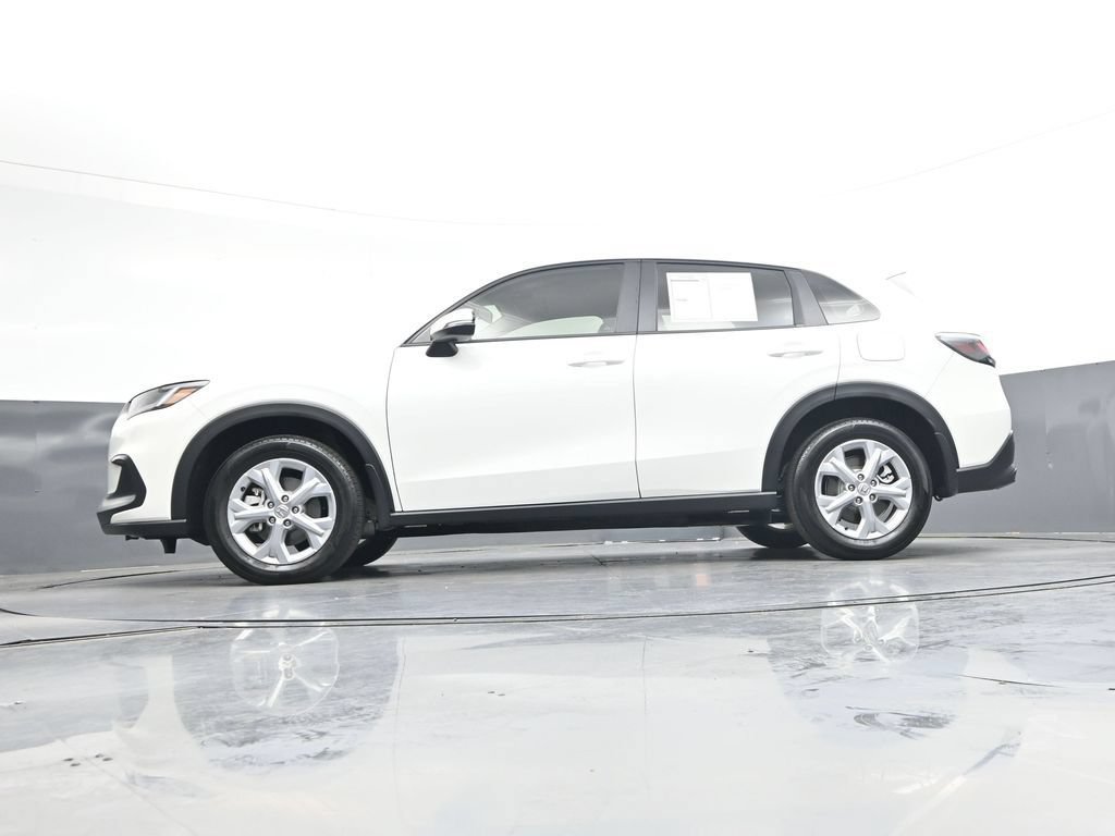 Used 2025 Honda HR-V LX image 40