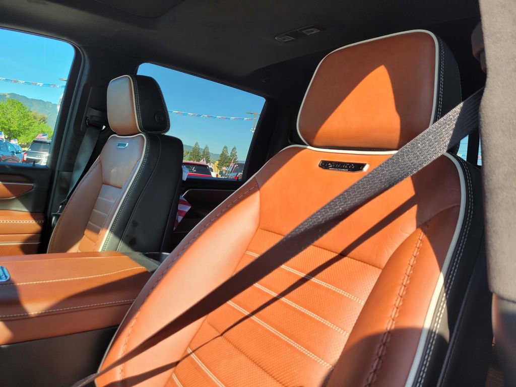 New 2026 GMC Sierra 2500 Denali Ultimate w/ Max Trailering Package AWD/4WD image 13