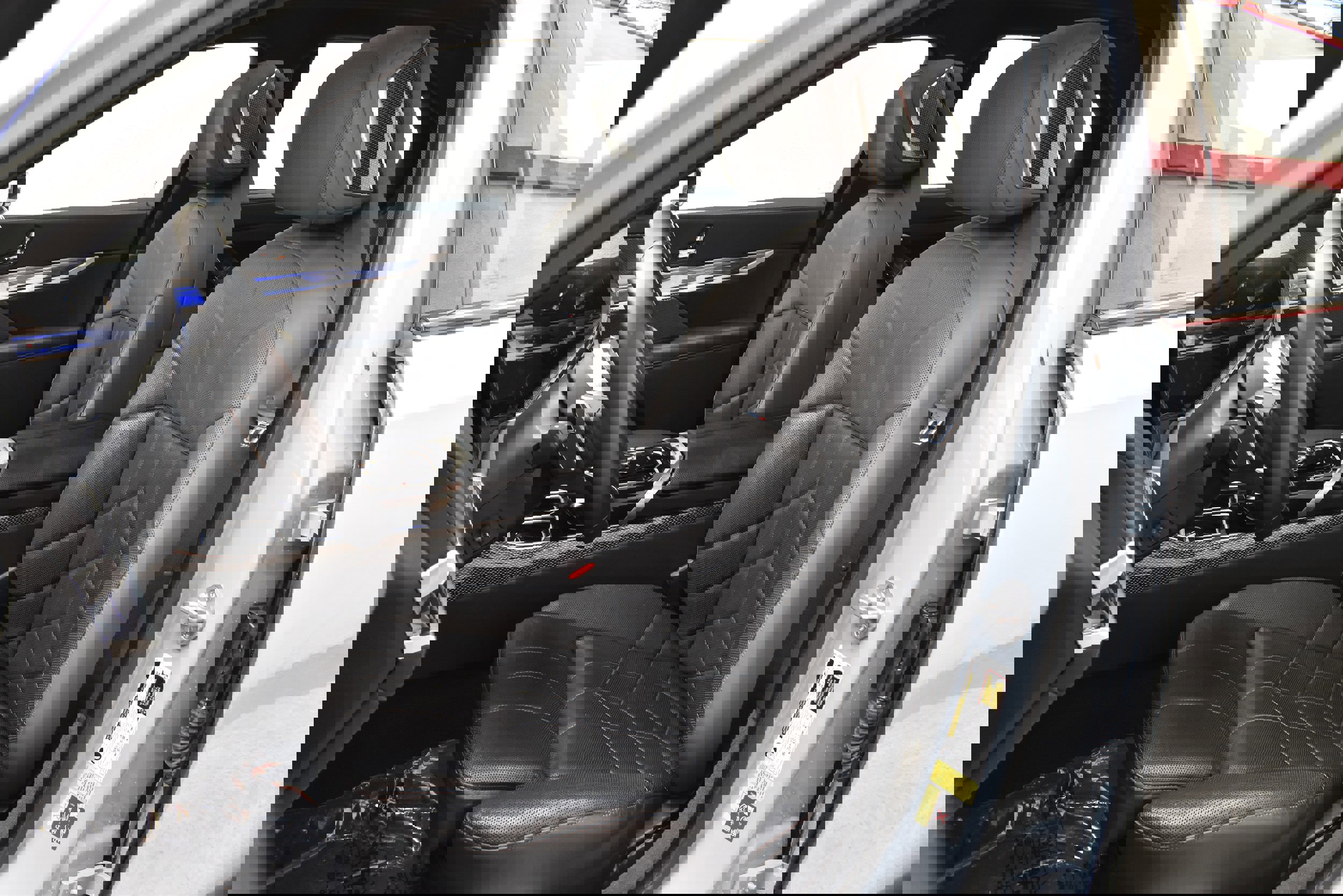 Used 2023 BMW i7 xDrive60 image 21