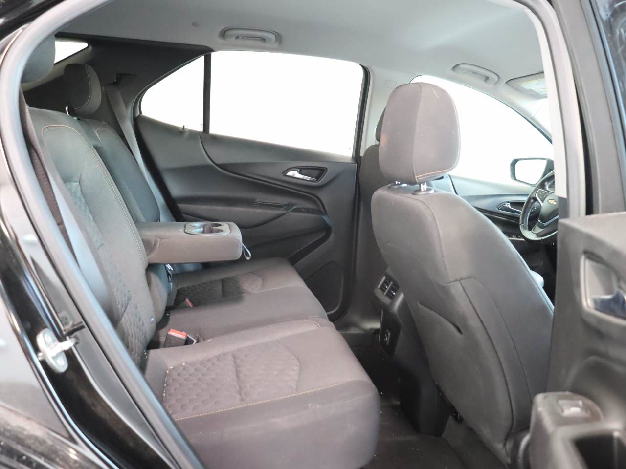 Used 2019 Chevrolet Equinox LT FWD image 17
