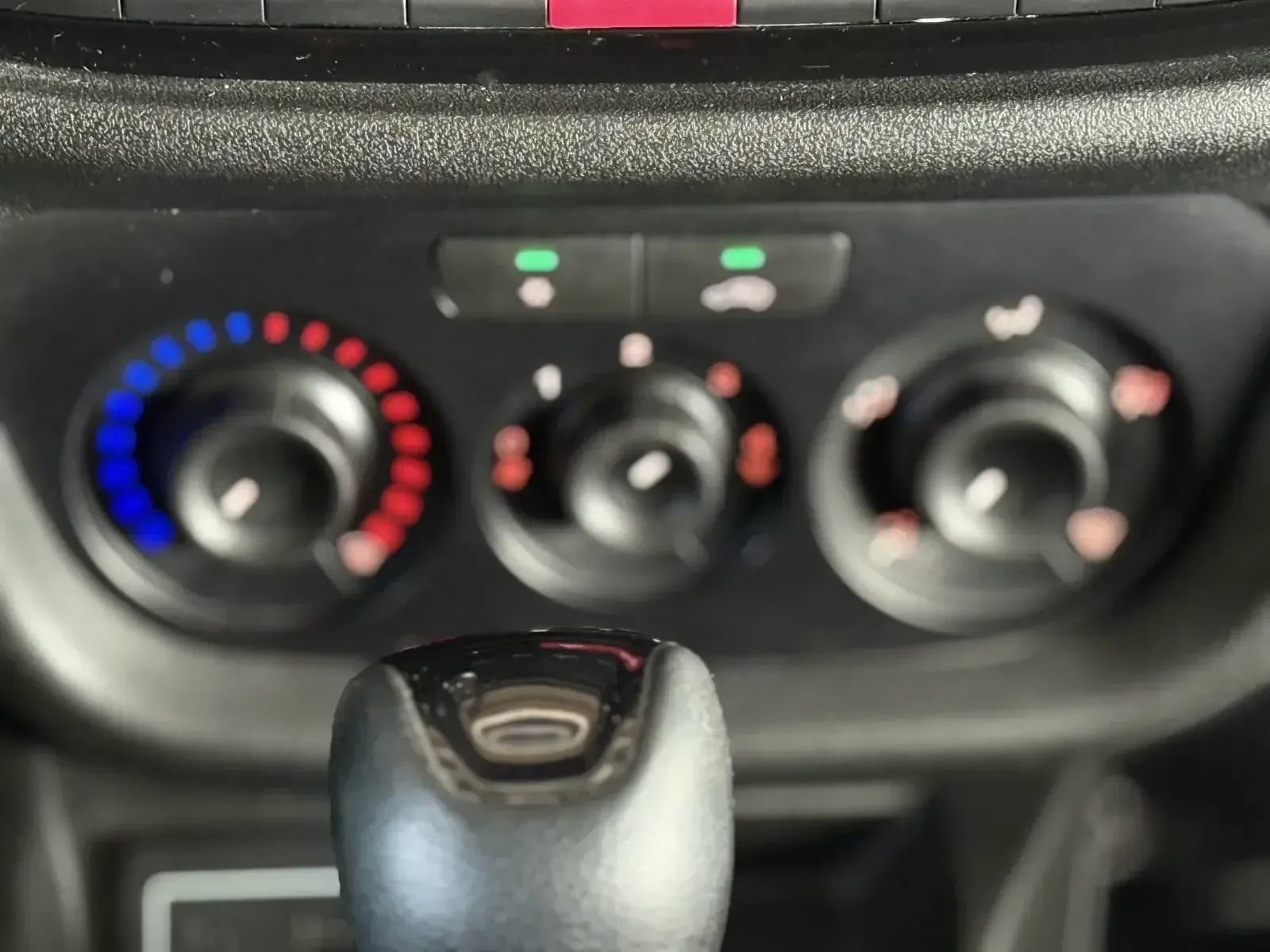 Used 2019 RAM ProMaster City Tradesman image 21