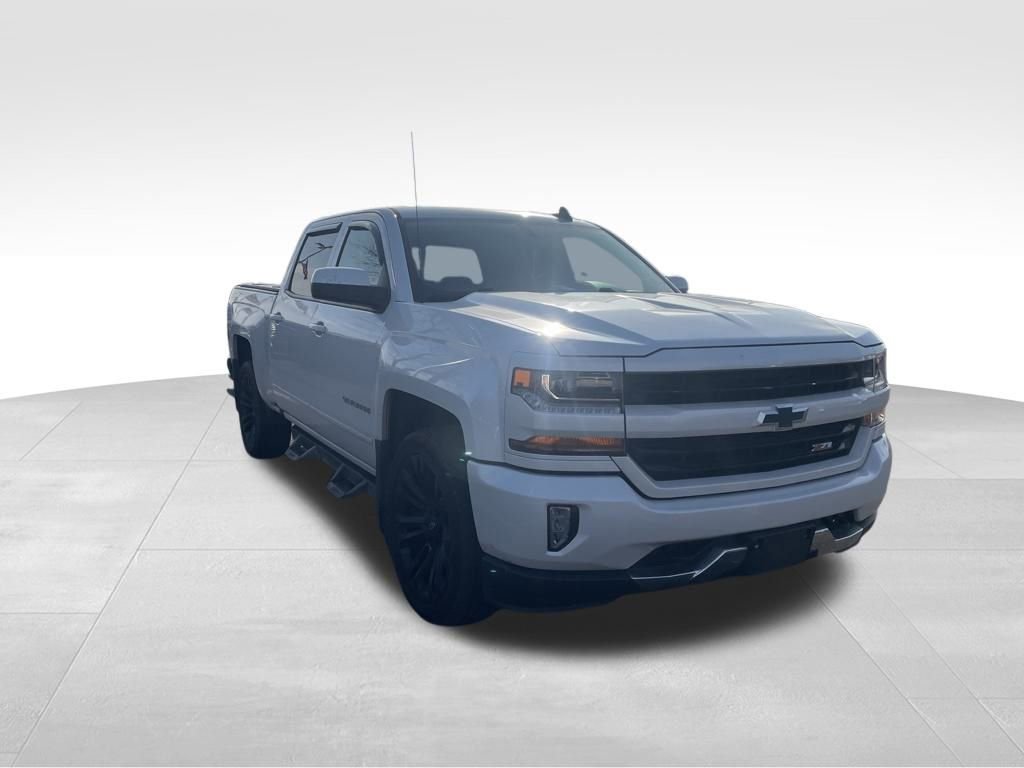 Used 2018 Chevrolet Silverado 1500 LT w/ All Star Edition image 7