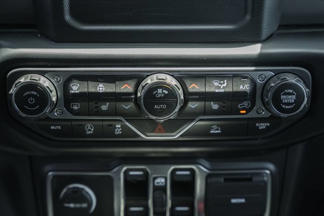 Used 2022 Jeep Wrangler Unlimited Sport AWD/4WD image 8
