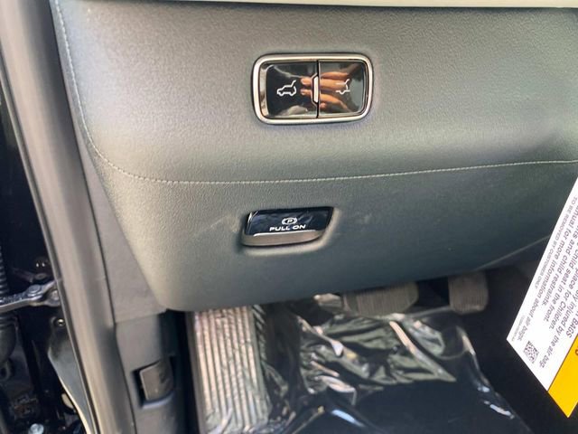 New 2026 Lincoln Navigator L Black Label AWD/4WD image 14