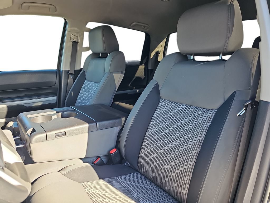Used 2019 Toyota Tundra SR5 AWD/4WD image 15