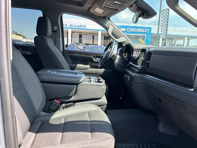 Used 2023 Chevrolet Silverado 1500 LT AWD/4WD image 32