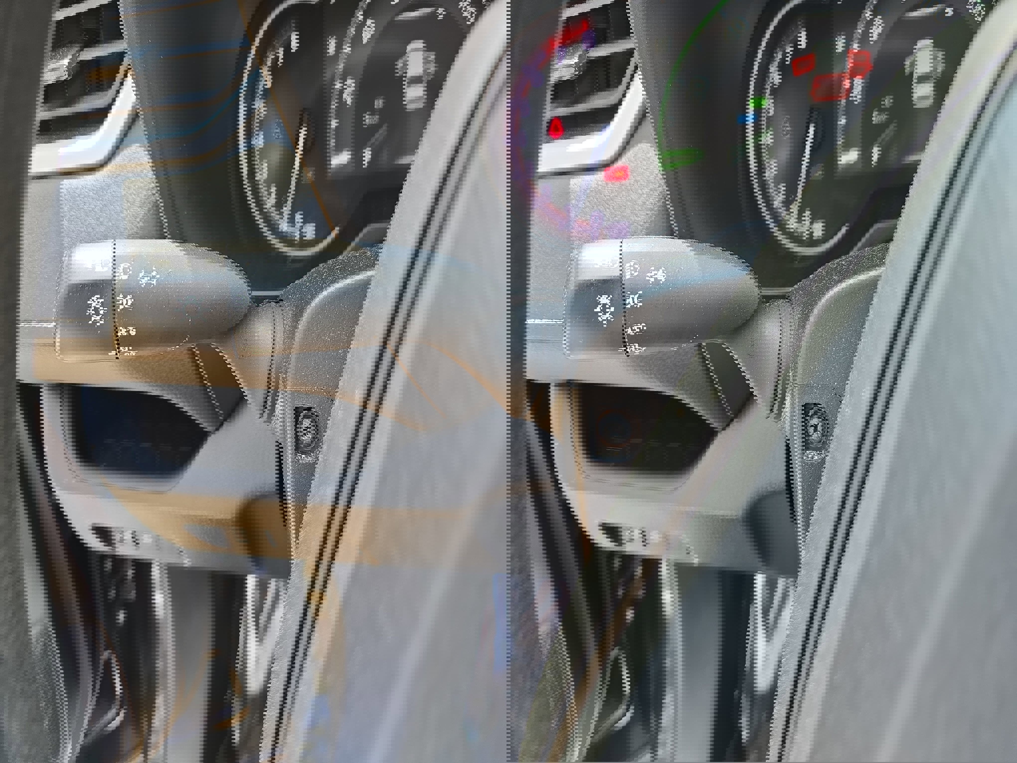 Used 2023 Toyota RAV4 XLE image 27