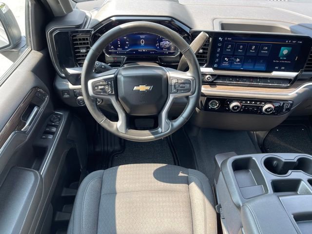 Used 2024 Chevrolet Silverado 1500 LT w/ Z71 Off-Road Package image 6
