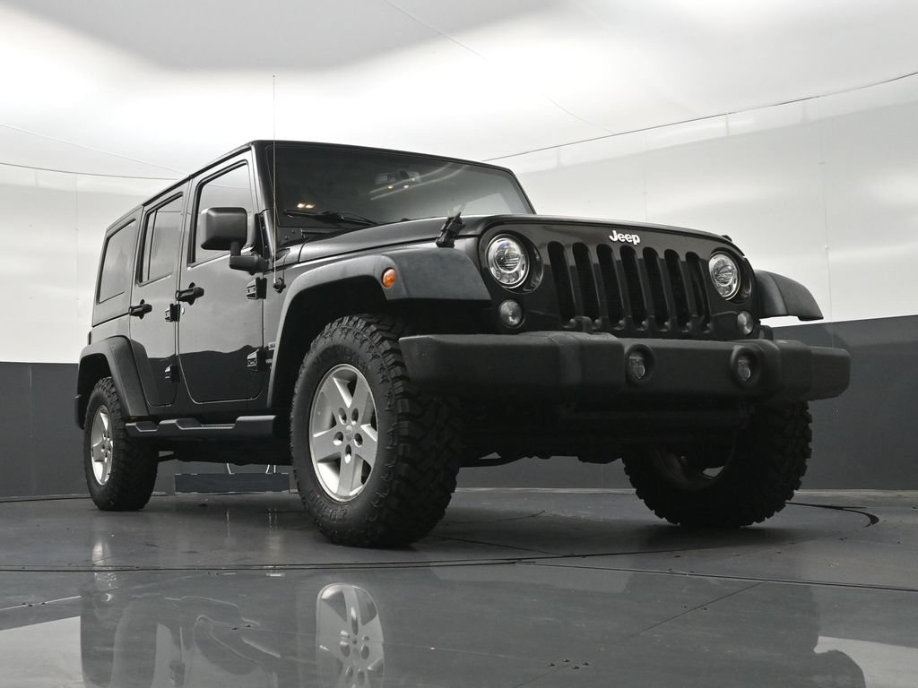 Used 2018 Jeep Wrangler Unlimited Sport S AWD/4WD image 29