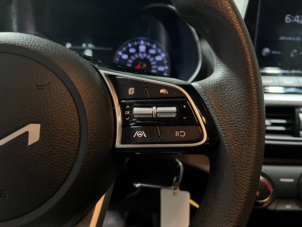 Used 2024 Kia Forte LX image 23