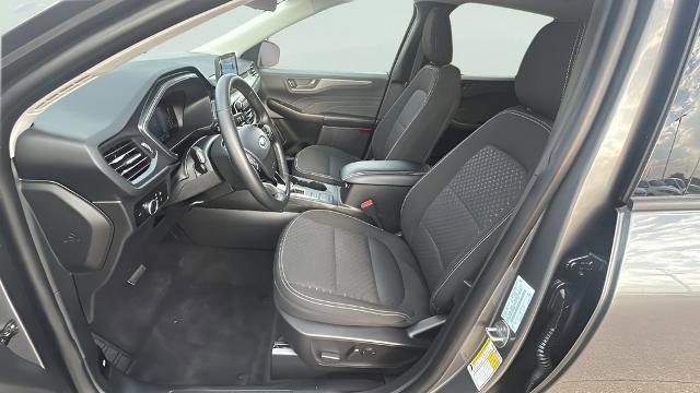 Certified 2023 Ford Escape Active AWD/4WD image 21