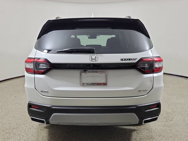Used 2023 Honda Pilot Elite image 6