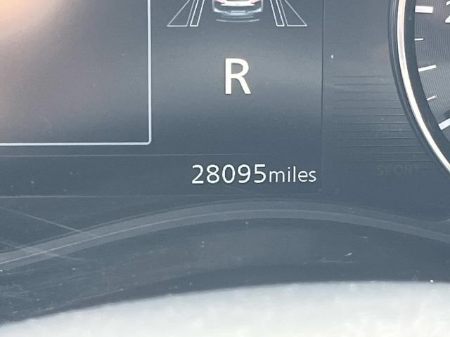 Used 2023 Nissan Kicks SR w/ SR Premium Package FWD image 38