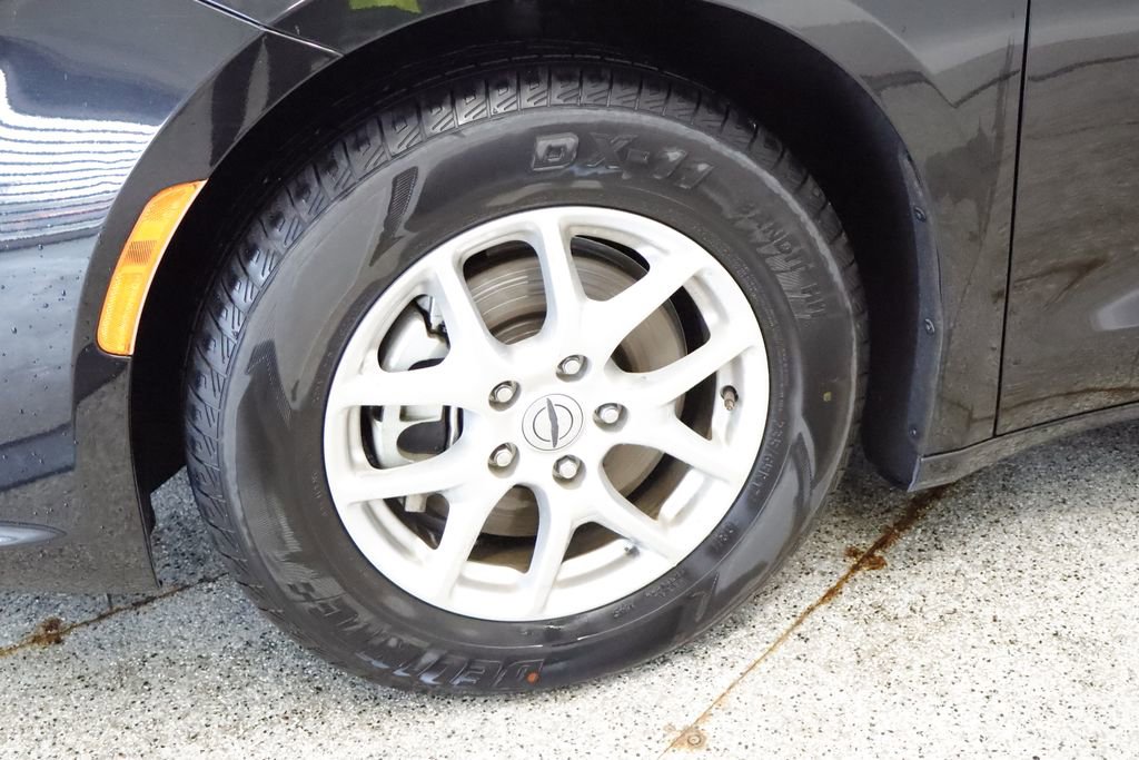 Certified 2023 Chrysler Pacifica Touring-L FWD image 14