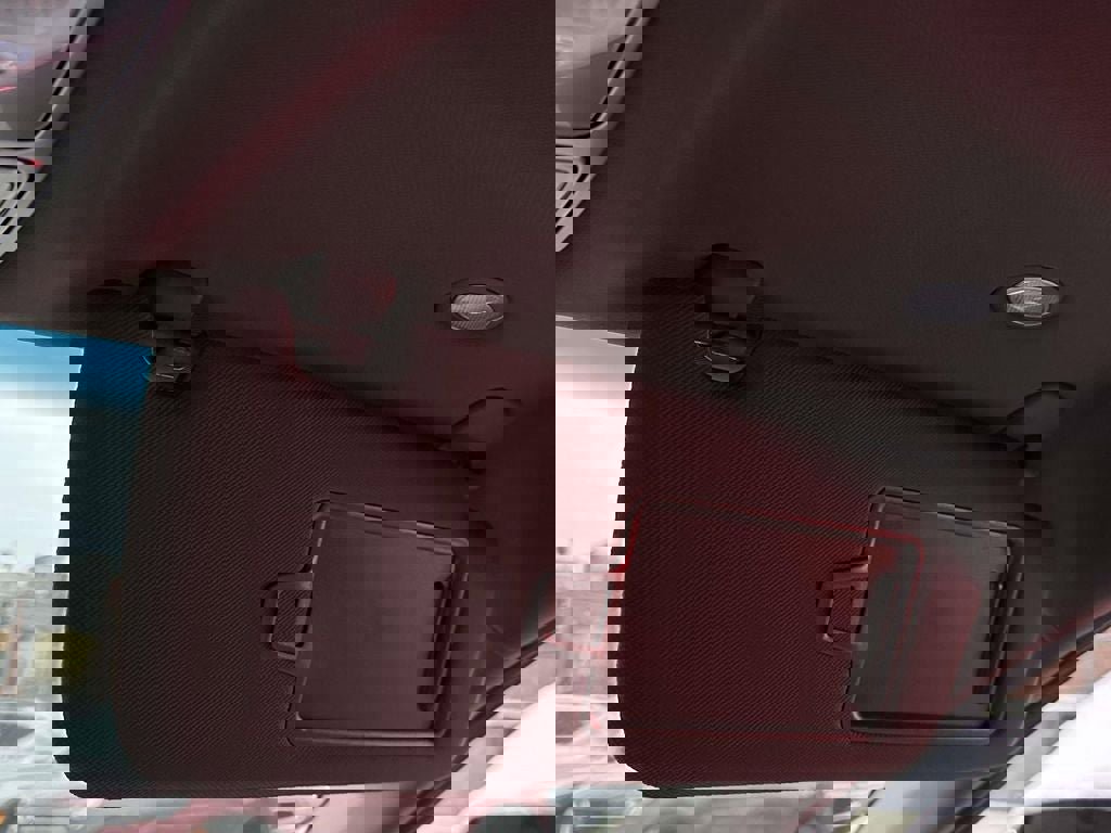 Used 2026 Genesis GV70 2.5T Advanced image 32