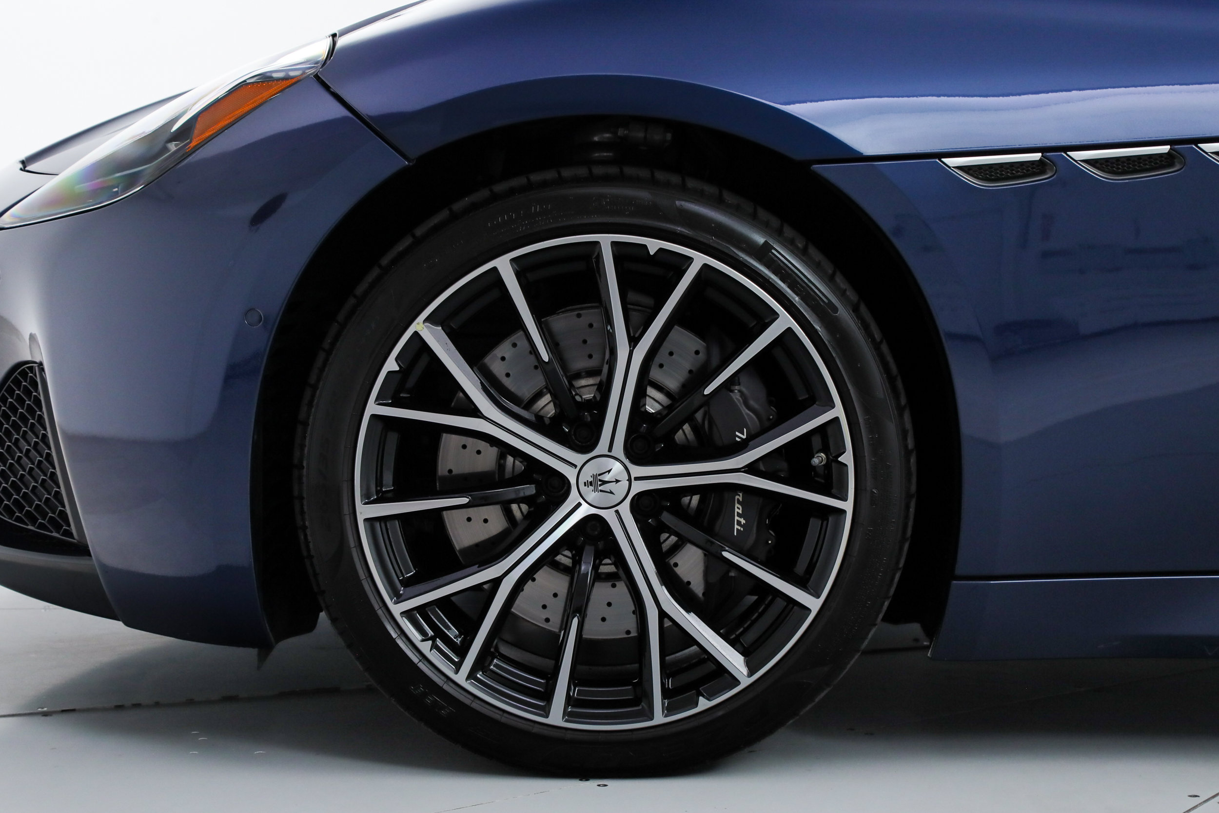 Certified 2026 Maserati GranCabrio Modena AWD/4WD image 26