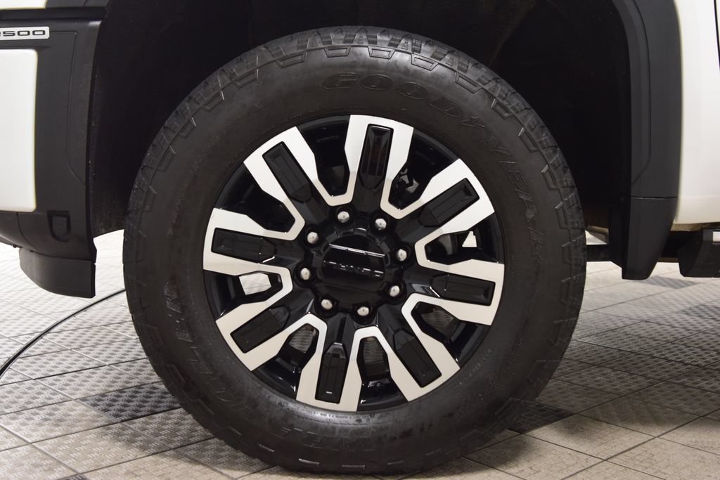 Used 2025 GMC Sierra 2500 Denali Ultimate AWD/4WD image 27