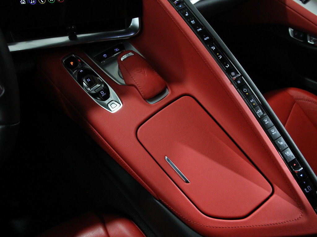 Used 2021 Chevrolet Corvette Stingray Preferred Cpe w/ Z51 Performance Package image 18