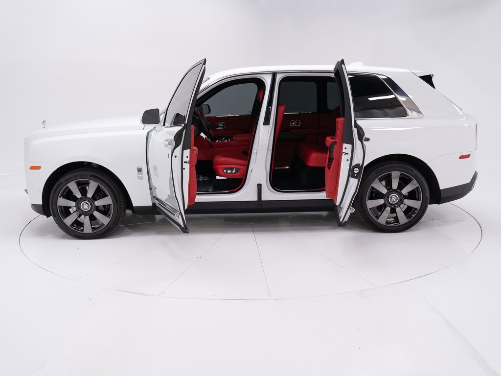 Certified 2024 Rolls-Royce Cullinan image 9