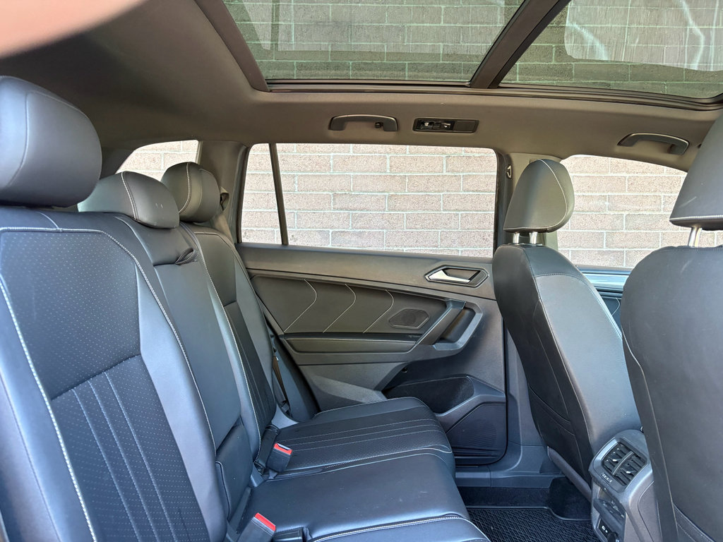 Used 2022 Volkswagen Tiguan SE R-Line AWD/4WD image 21