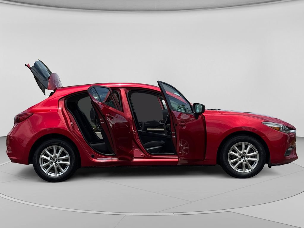 Used 2017 MAZDA MAZDA3 Sport FWD image 30
