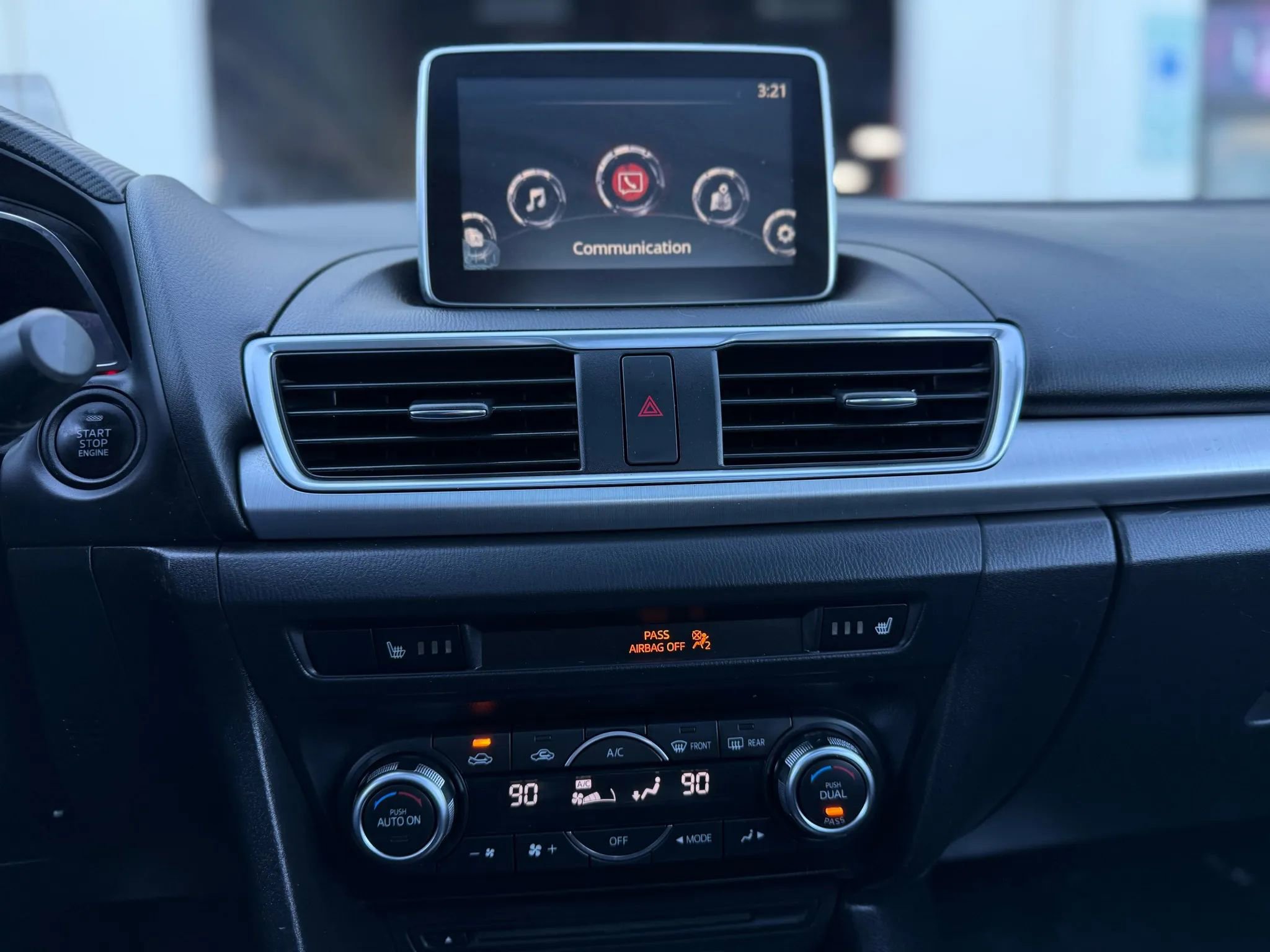 Used 2015 MAZDA MAZDA3 s Touring image 31