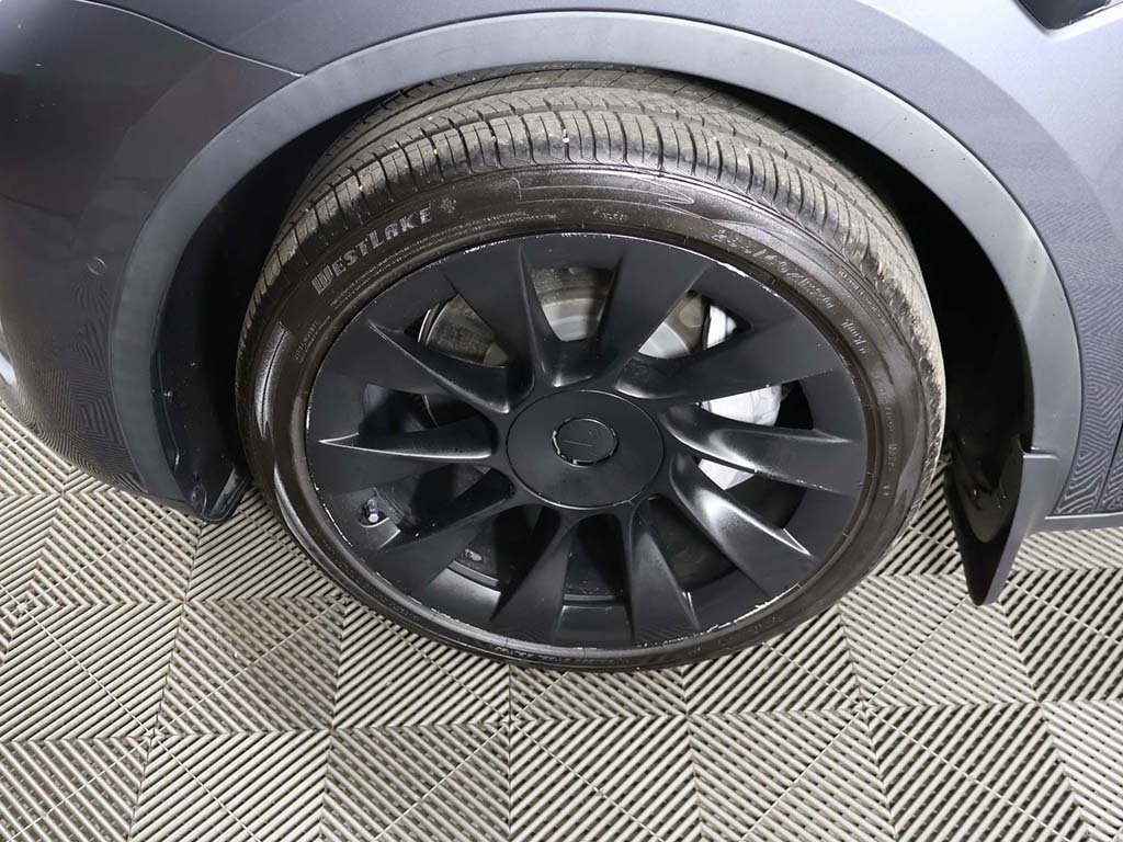 Used 2021 Tesla Model Y 2WD image 19