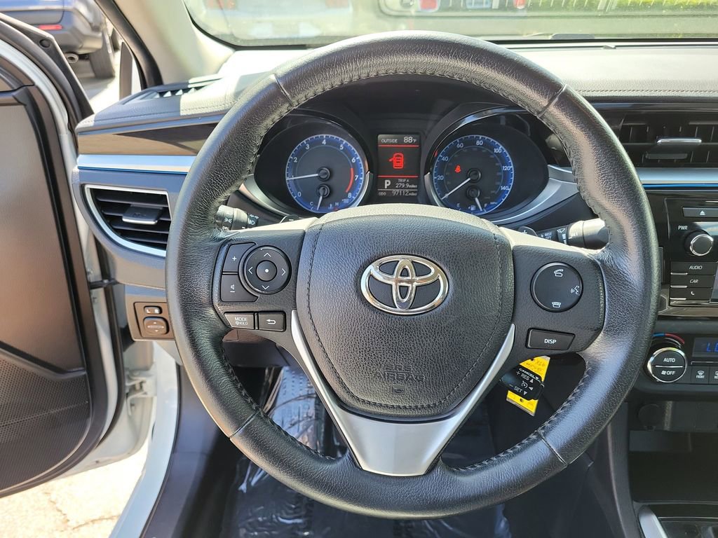 Used 2016 Toyota Corolla S image 26