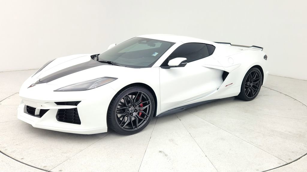 Used 2024 Chevrolet Corvette Z06 image 4