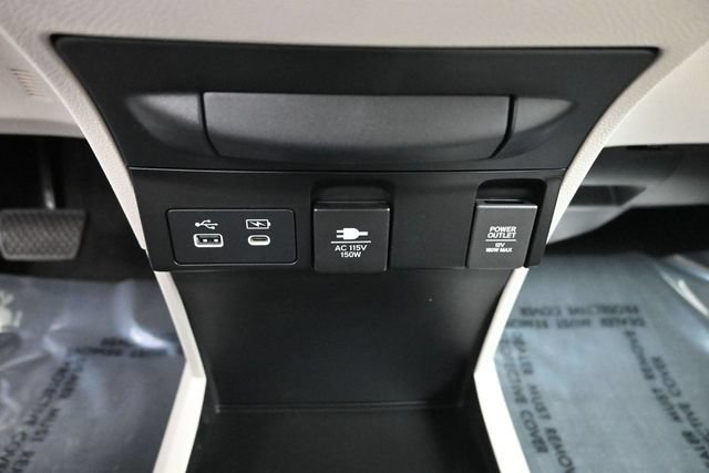 Certified 2026 Honda Odyssey Touring image 21