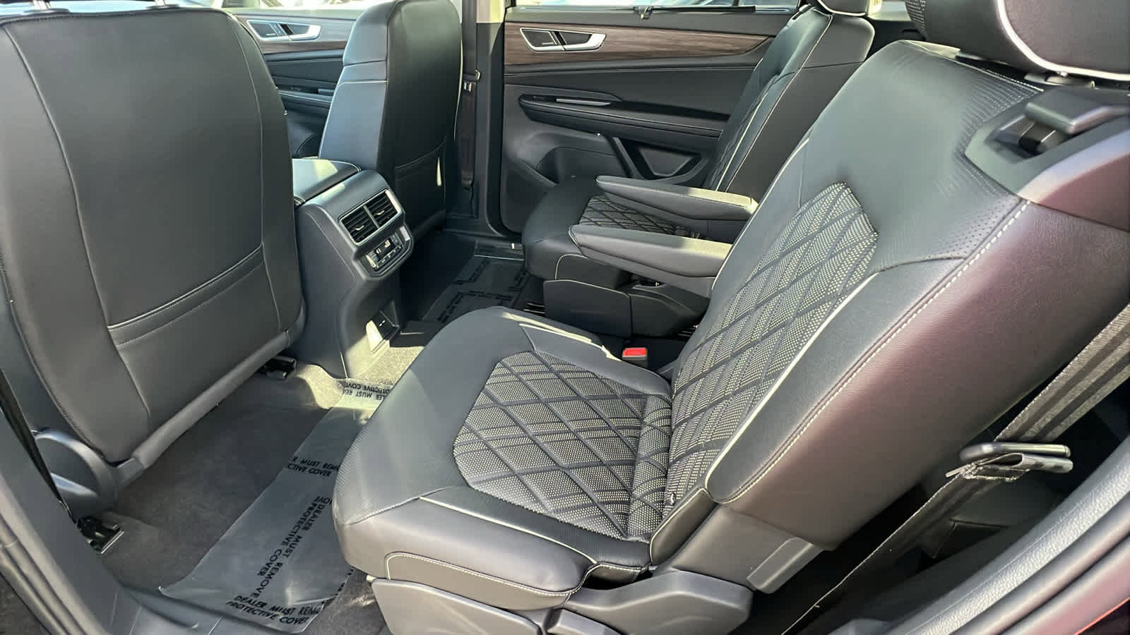 New 2026 Volkswagen Atlas SEL Premium R-Line image 24