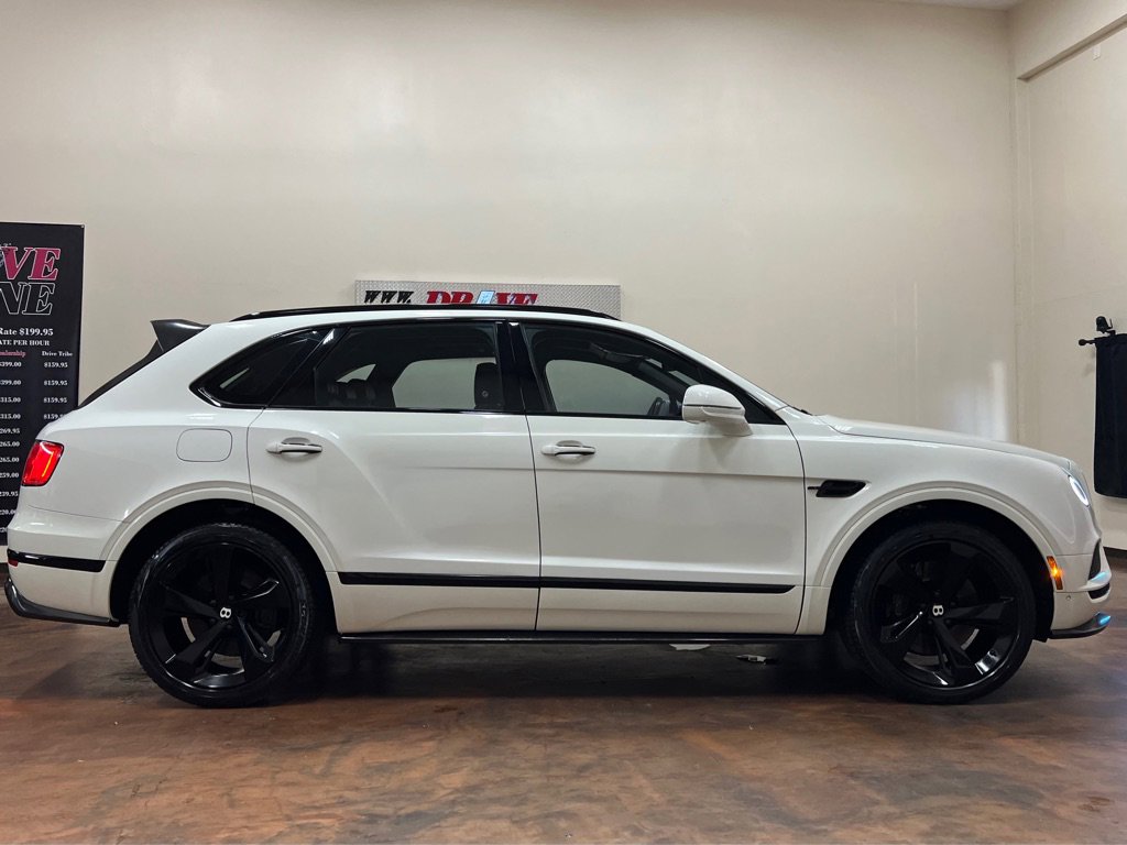 Used 2019 Bentley Bentayga image 14
